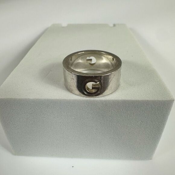 Gucci G Logo Sterling Silver Ring Size 6 - Picture 1 of 8